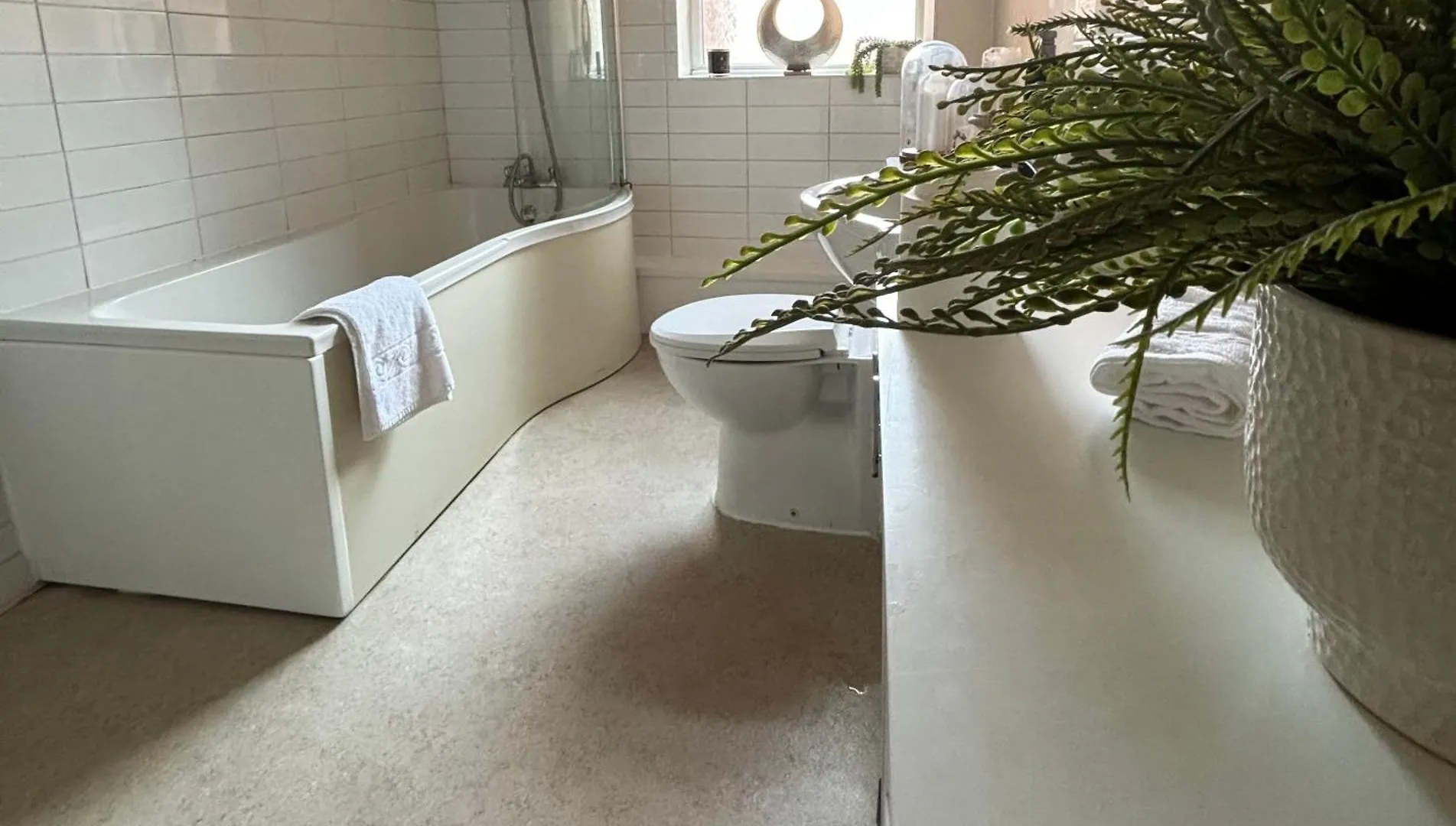 فيلا City Airport Serviced House لندن
